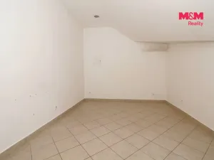 Pronájem obchodního prostoru, Chlumec nad Cidlinou - Chlumec nad Cidlinou IV, Kozelkova, 14 m2