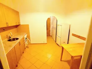 Pronájem bytu 1+1, Praha - Vinohrady, Řipská, 36 m2