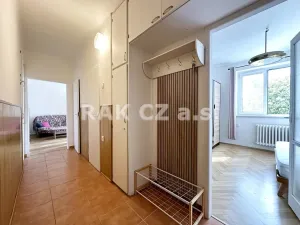Pronájem bytu 3+1, Praha - Vinohrady, Pod Rapidem, 57 m2
