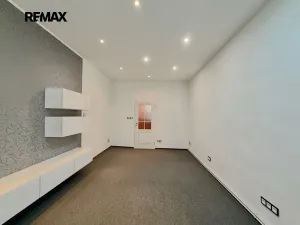 Pronájem bytu 2+1, Plzeň, Sladkovského, 50 m2
