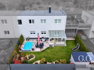 Prodej bytu 3+kk, Vochov, 68 m2
