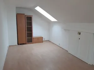 Prodej rodinného domu, Praha - Březiněves, V křepelkách, 180 m2