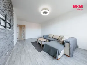 Prodej bytu 2+1, Horní Slavkov, Dlouhá, 60 m2