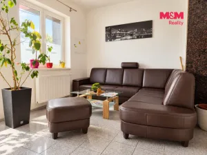 Pronájem kanceláře, Úvaly, 208 m2