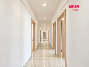 Pronájem kanceláře, Úvaly, 208 m2