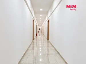 Pronájem kanceláře, Úvaly, 208 m2