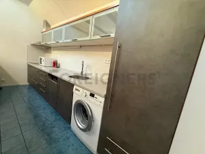 Pronájem bytu 2+1, Hradec Králové, Malé náměstí, 98 m2