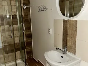 Pronájem bytu 1+1, Děčín, Kladenská, 36 m2