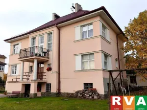 Prodej bytu 2+kk, Stříbro, Revoluční, 69 m2