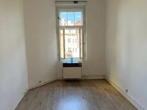 Pronájem bytu 2+kk, Praha - Nusle, Slavojova, 37 m2