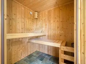 Prodej rodinného domu, Ledečko, 257 m2