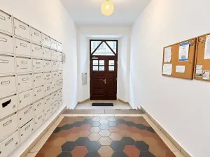 Prodej bytu 2+kk, Praha - Vršovice, Krymská, 39 m2