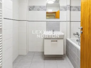 Pronájem bytu 3+kk, Praha - Uhříněves, V bytovkách, 143 m2