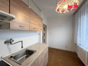 Pronájem bytu 1+1, Seč, Sídl. 9. května, 32 m2