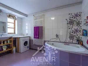 Prodej vícegeneračního domu, Sadská, Kostelní, 190 m2