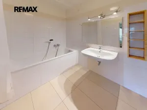 Prodej bytu 2+kk, Praha - Modřany, Zlochova, 55 m2