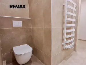 Pronájem bytu 2+kk, Praha - Podolí, Na hřebenech I, 38 m2