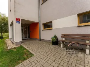 Pronájem bytu 3+kk, Praha - Hostavice, U Hostavického potoka, 68 m2
