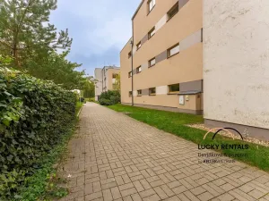 Pronájem bytu 3+kk, Praha - Hostavice, U Hostavického potoka, 68 m2