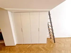 Pronájem bytu 1+1, Praha - Žižkov, Čajkovského, 30 m2