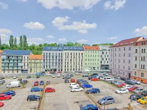 Pronájem bytu 3+1, Praha - Žižkov, Ostromečská, 83 m2