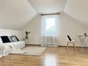 Pronájem rodinného domu, Zlonín, Hlavní, 78 m2