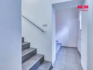 Prodej rodinného domu, Knovíz, 143 m2