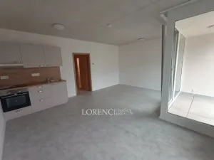 Prodej bytu 2+kk, Veselí nad Moravou, náměstí Míru, 45 m2