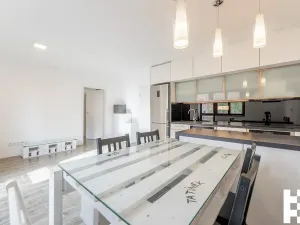 Prodej bytu 3+kk, Praha - Kbely, Martinická, 57 m2
