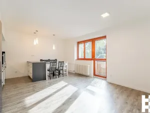 Prodej bytu 3+kk, Praha - Kbely, Martinická, 57 m2