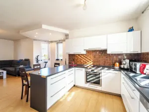 Prodej rodinného domu, Perná, 258 m2