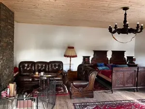 Prodej chaty, Milešov, 250 m2