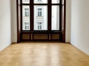 Pronájem kanceláře, Praha - Nové Město, Spálená, 174 m2