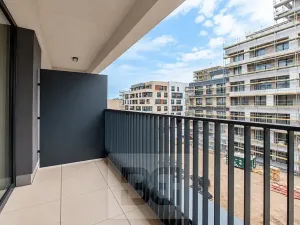 Pronájem bytu 1+kk, Praha - Hloubětín, Poděbradská, 32 m2
