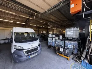 Pronájem výrobních prostor, Radhošť, 450 m2