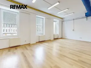 Prodej výrobních prostor, Hlinsko, Wilsonova, 2147 m2