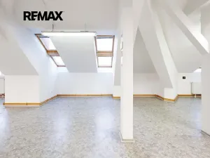 Prodej výrobních prostor, Hlinsko, Wilsonova, 2147 m2