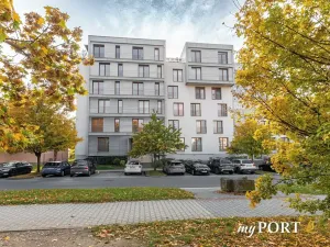 Pronájem bytu 1+kk, Plzeň, Majerova, 40 m2