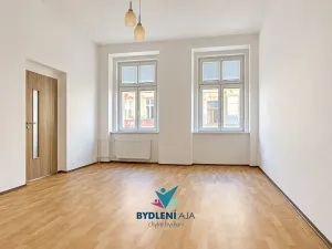 Pronájem bytu 2+1, Teplice, J. V. Sládka, 81 m2