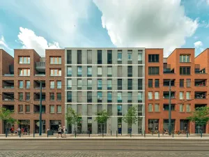 Pronájem garážového stání, Praha - Smíchov, Nádražní, 13 m2