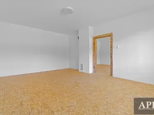 Prodej chalupy, Lopeník, 123 m2