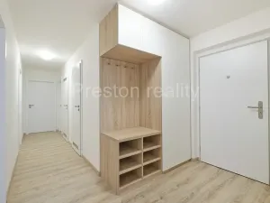 Pronájem bytu 4+kk, Praha - Kbely, Sedlářova, 91 m2