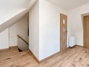 Prodej rodinného domu, Zvole, Příčná, 133 m2