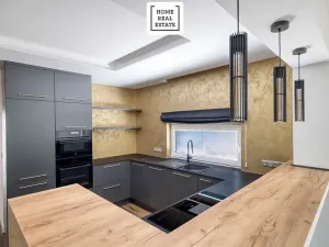 Prodej bytu 2+kk, Karlovy Vary, Šumavská, 75 m2