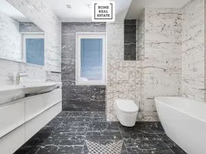 Prodej bytu 4+kk, Karlovy Vary, Šumavská, 171 m2