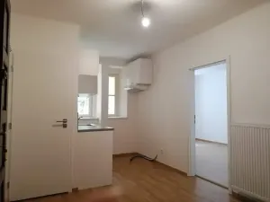 Pronájem bytu 2+1, Praha - Žižkov, Roháčova, 67 m2