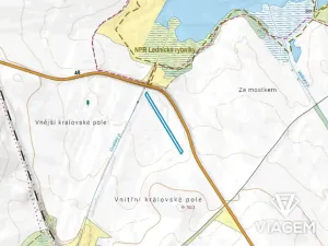 Prodej podílu pole, Valtice, 1328 m2