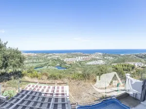 Prodej bytu 4+kk, Casares, Španělsko, 110 m2