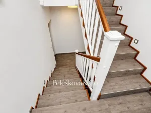 Prodej rodinného domu, Tuchoměřice, Polní, 383 m2