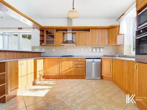 Prodej rodinného domu, Hrochův Týnec, 356 m2
